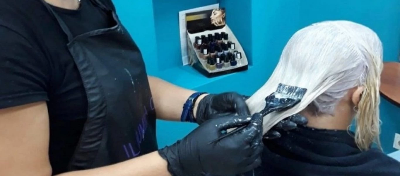 Μετά την καραντίνα έρχεται... κούρεμα: Ρεζερβέ για 2 βδομάδες τα κομμωτήρια στη Θεσσαλονίκη